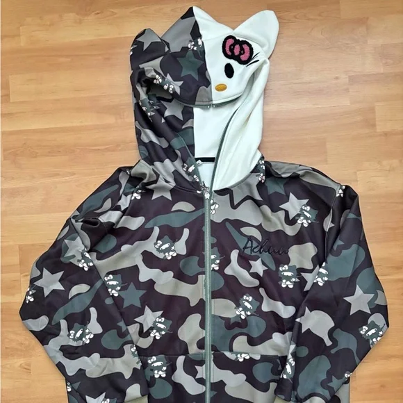 Hello Kitty Camouflage Hoodie - Picture 1 of 5